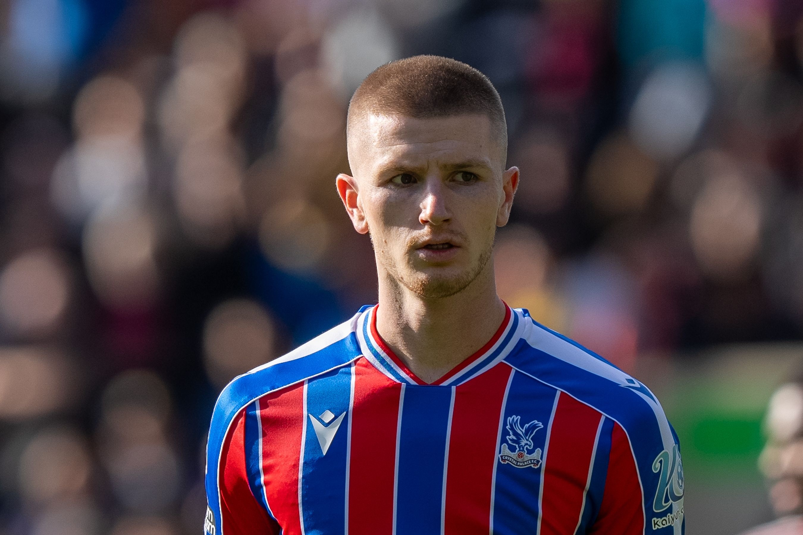 天天盈球下载-邮报：利物浦将中卫位置视为引援首选，对水晶宫中场沃顿很感兴趣